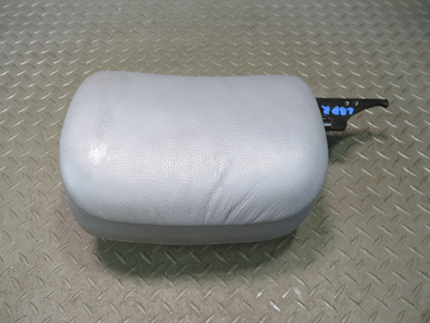 01-06 BMW E46 330Ci Convertible Set of 2 Front Leather Seat Headrest Gray OEM
