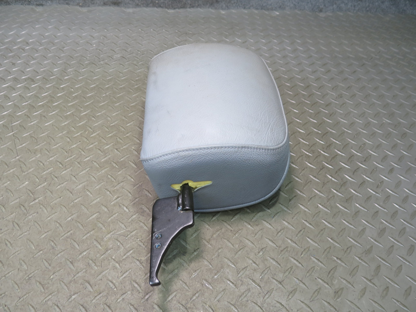 01-06 BMW E46 330Ci Convertible Set of 2 Front Leather Seat Headrest Gray OEM