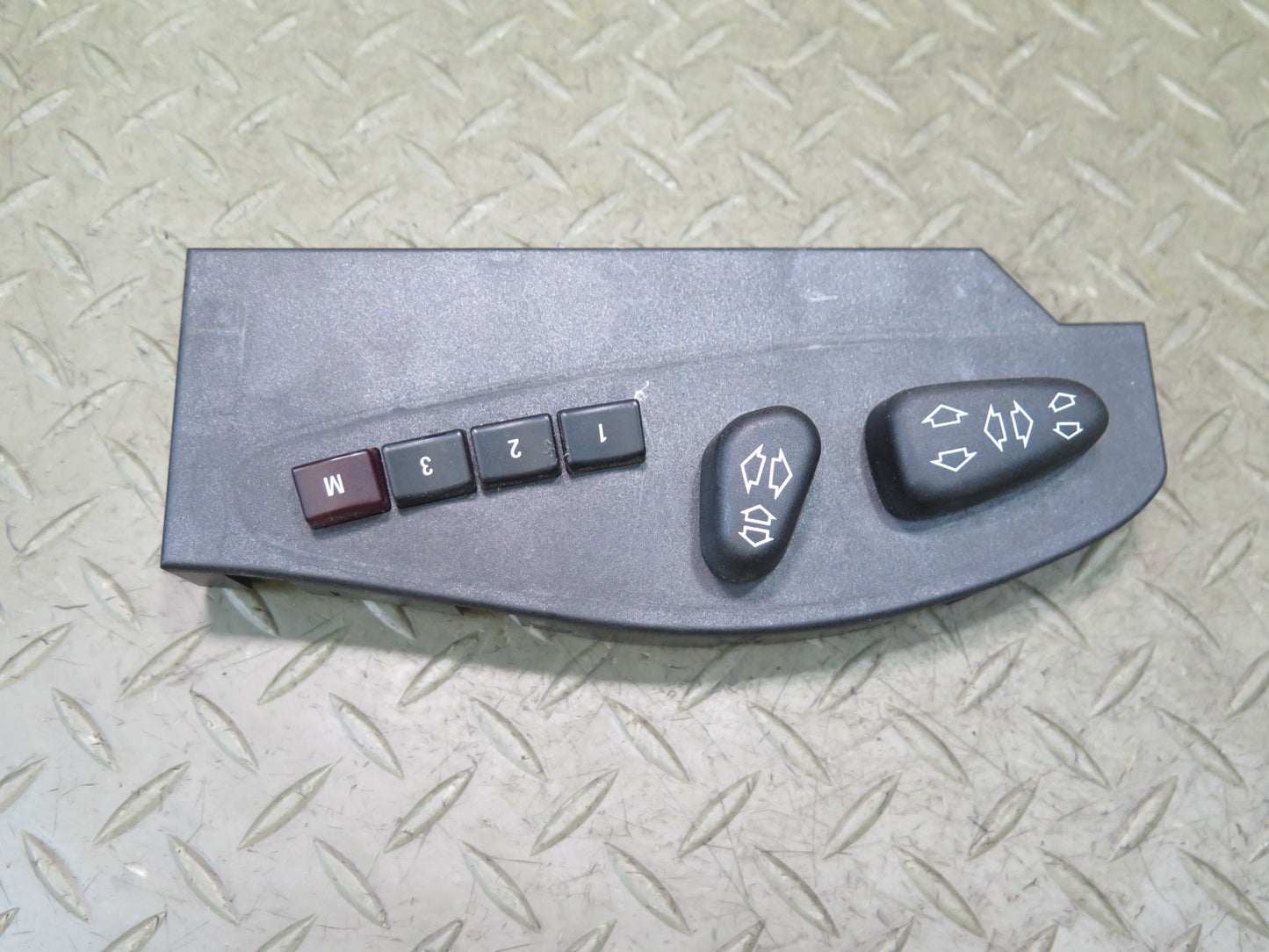 01-06 BMW E46 330Ci Convertible Front Left Seat Adjustment Control Switch OEM