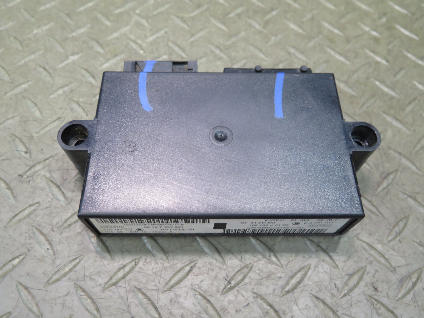 01-06 BMW E46 330Ci Front Left or Right Seat Memory Control Module 7067801 OEM