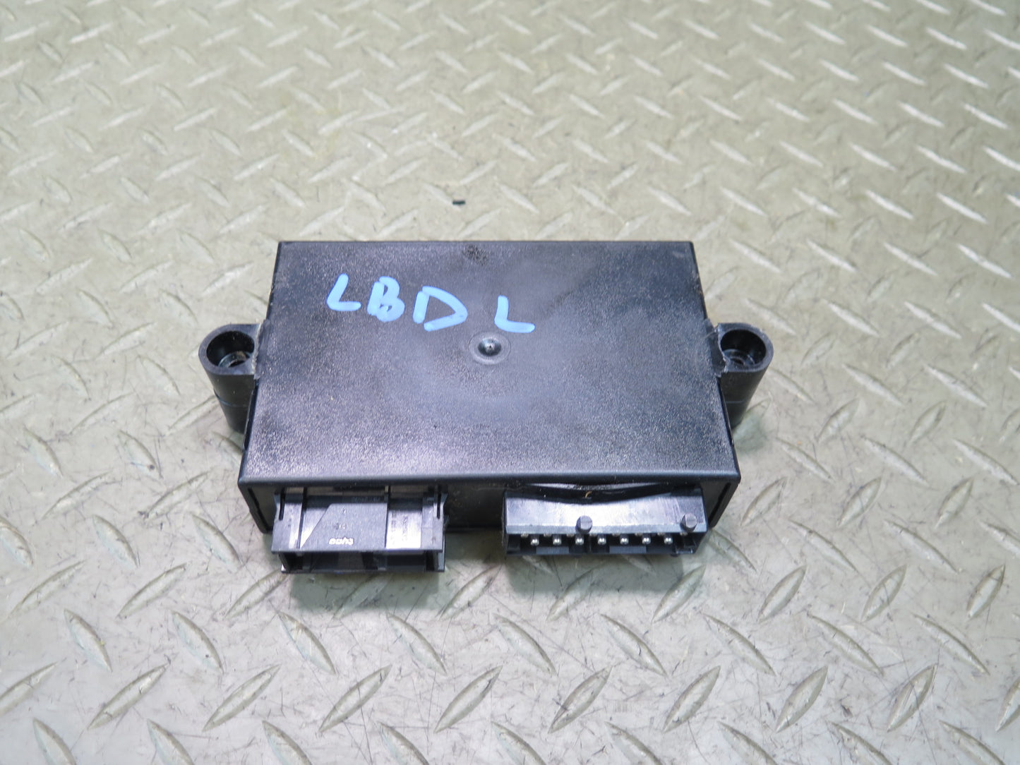 01-06 BMW E46 330Ci Front Left or Right Seat Memory Control Module 7067801 OEM