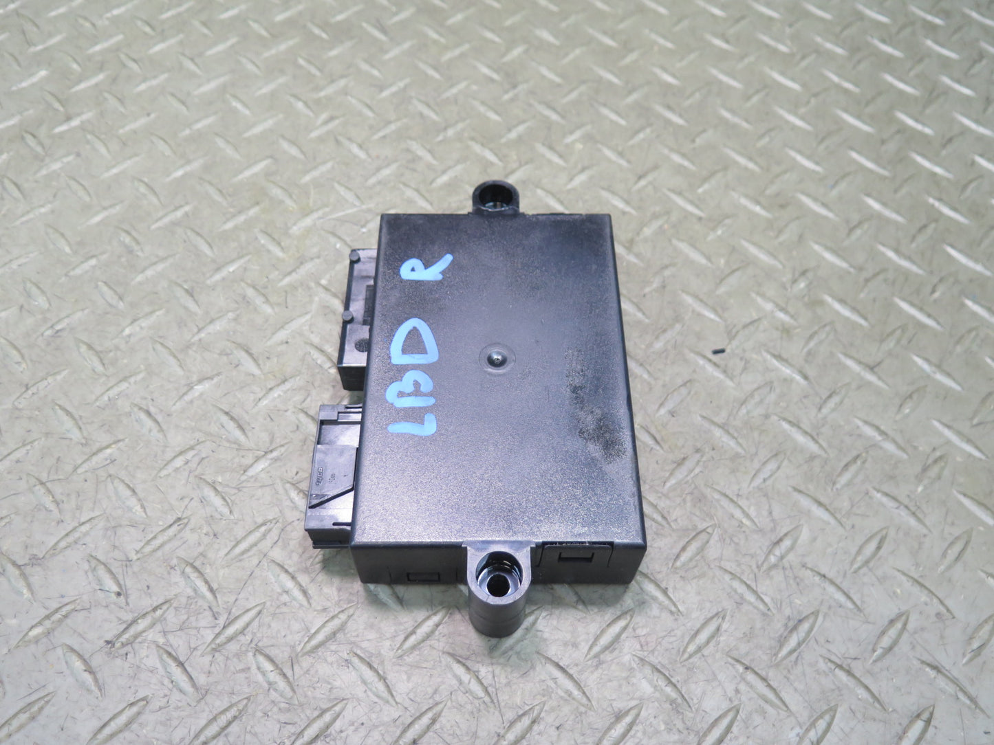01-06 BMW E46 330Ci Front Left or Right Seat Memory Control Module 7067801 OEM