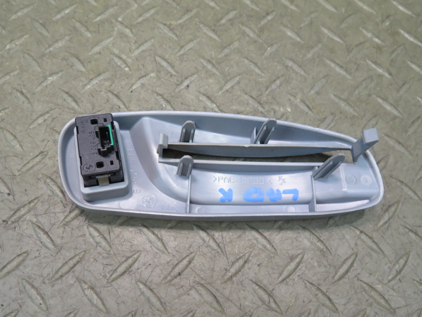 01-06 BMW E46 330Ci Convertible Front Right Seat Folding Lever Trim w Switch OEM