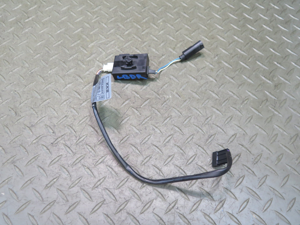 01-06 BMW E46 330ci Front Right Seat Occupancy Sensor Module 6940191 OEM