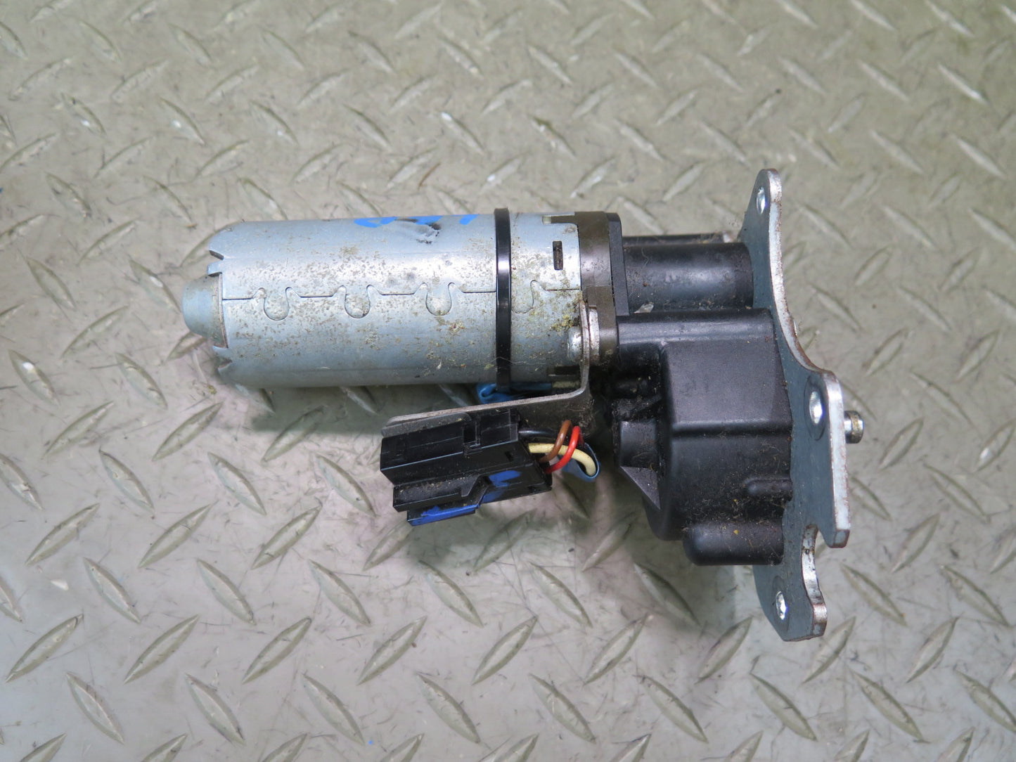 01-06 BMW E46 330Ci Convertible Set of 4 Front Left Seat Adjust Motor OEM