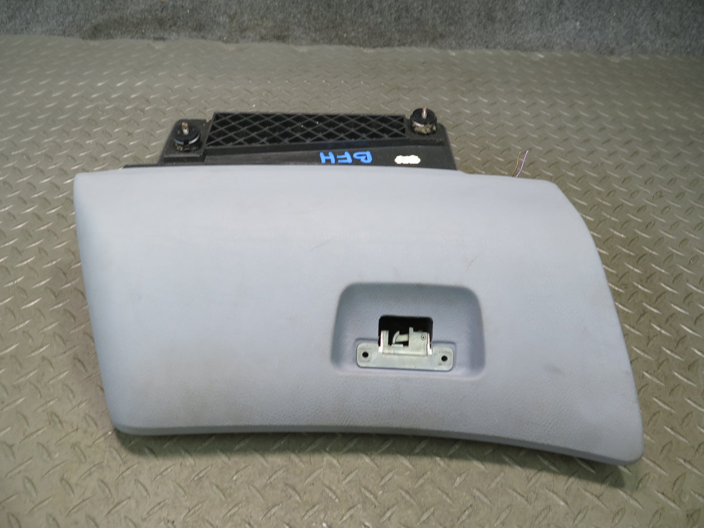 97-03 BMW E39 540i Dash Glove Box Compartment Storage OEM