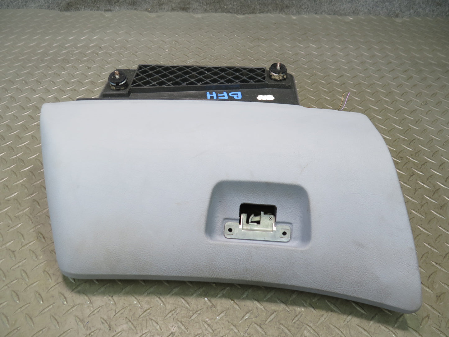 97-03 BMW E39 540i Dash Glove Box Compartment Storage OEM