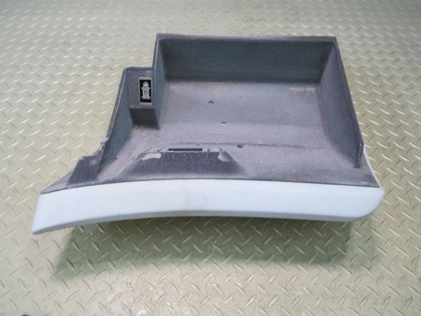97-03 BMW E39 540i Dash Glove Box Compartment Storage OEM