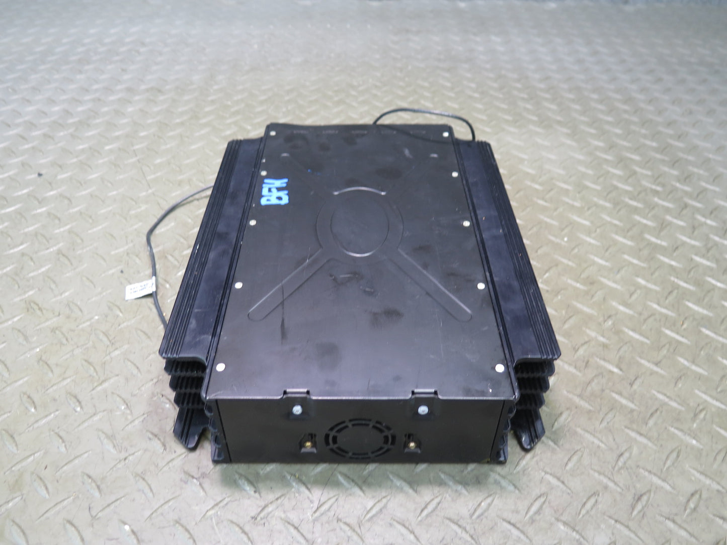 97-03 BMW E39 540i Hifi DSP Audio System Amplifier AMP 8376262 OEM