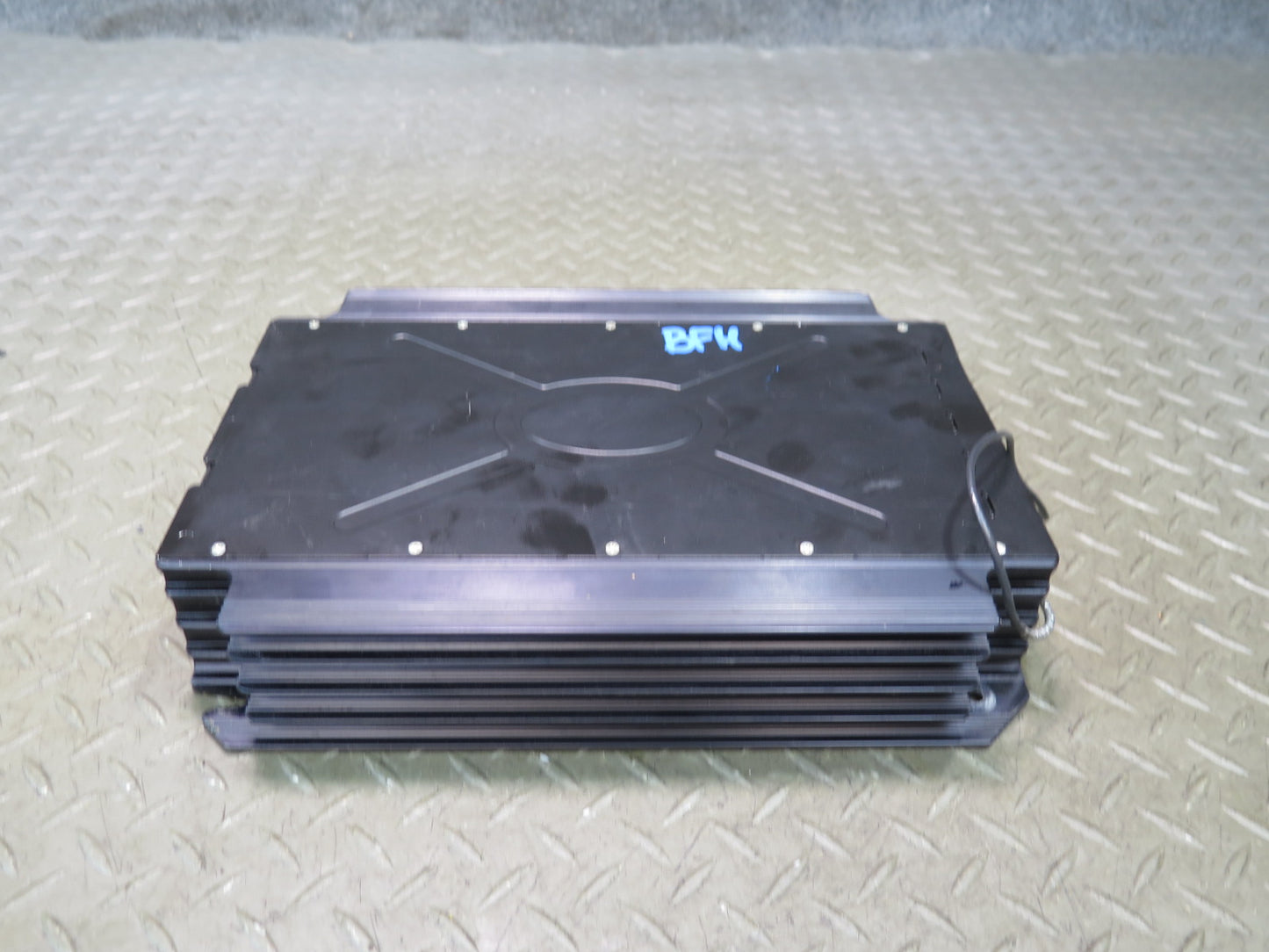 97-03 BMW E39 540i Hifi DSP Audio System Amplifier AMP 8376262 OEM