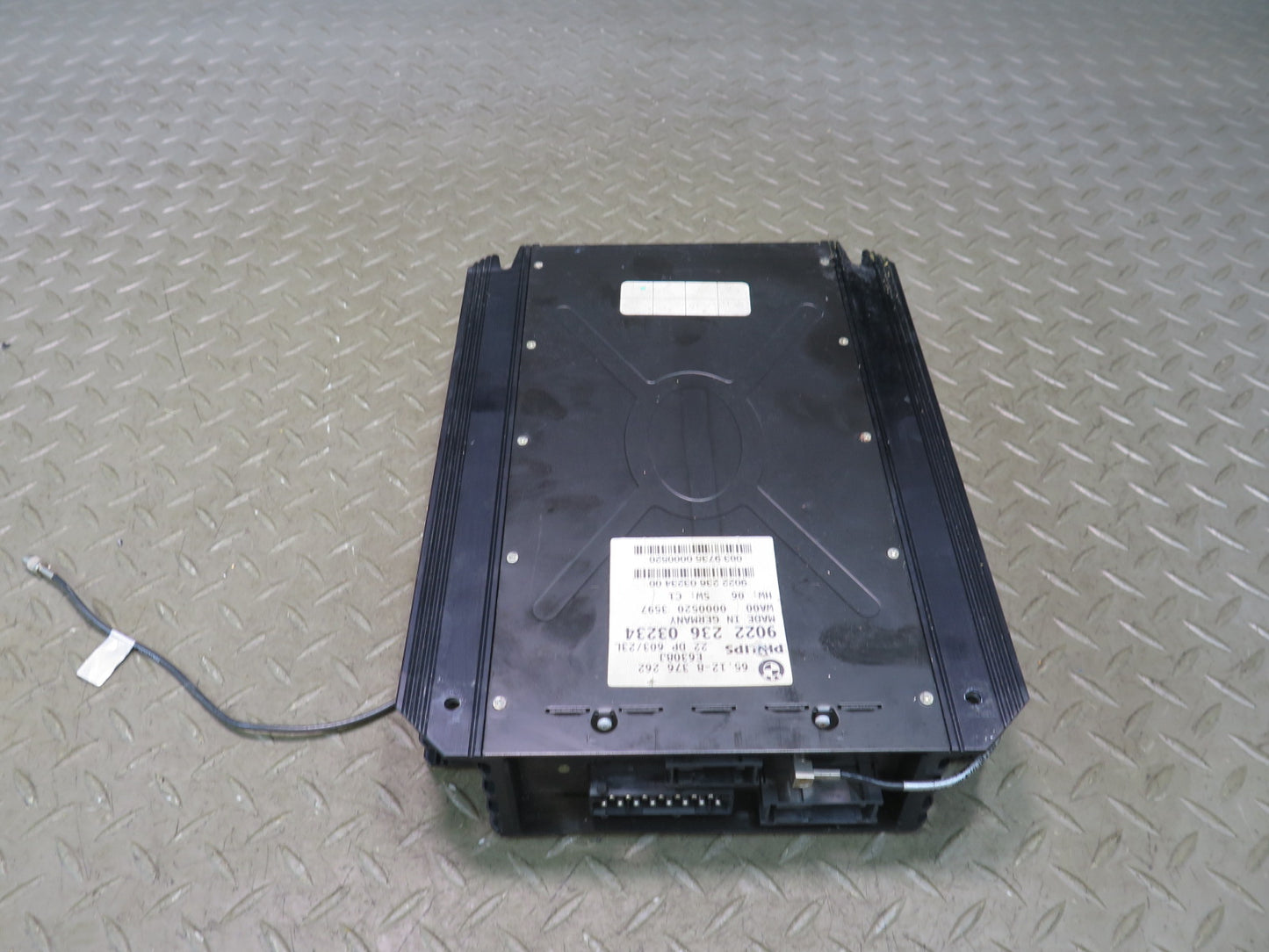 97-03 BMW E39 540i Hifi DSP Audio System Amplifier AMP 8376262 OEM