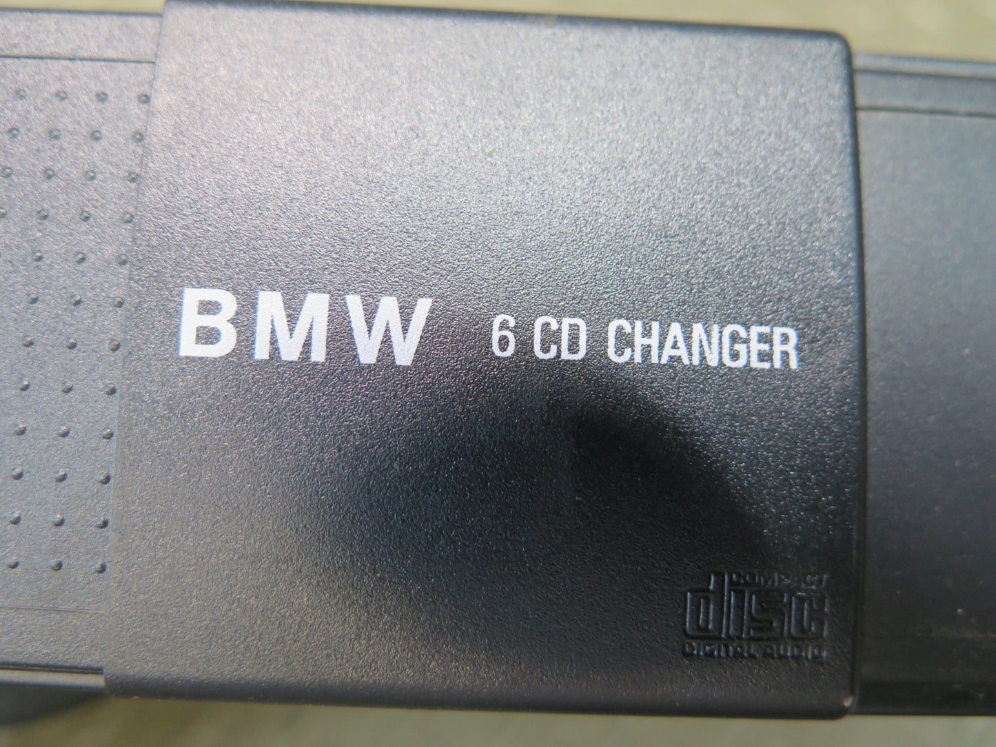 97-03 BMW E39 540i Alpine CD Changer Player w Magazine 1469404 OEM