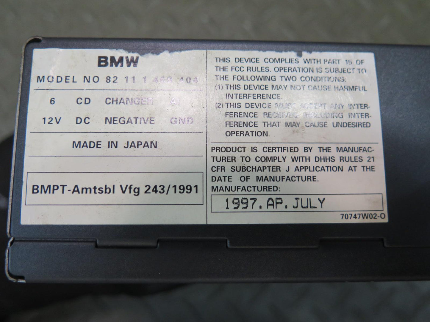 97-03 BMW E39 540i Alpine CD Changer Player w Magazine 1469404 OEM