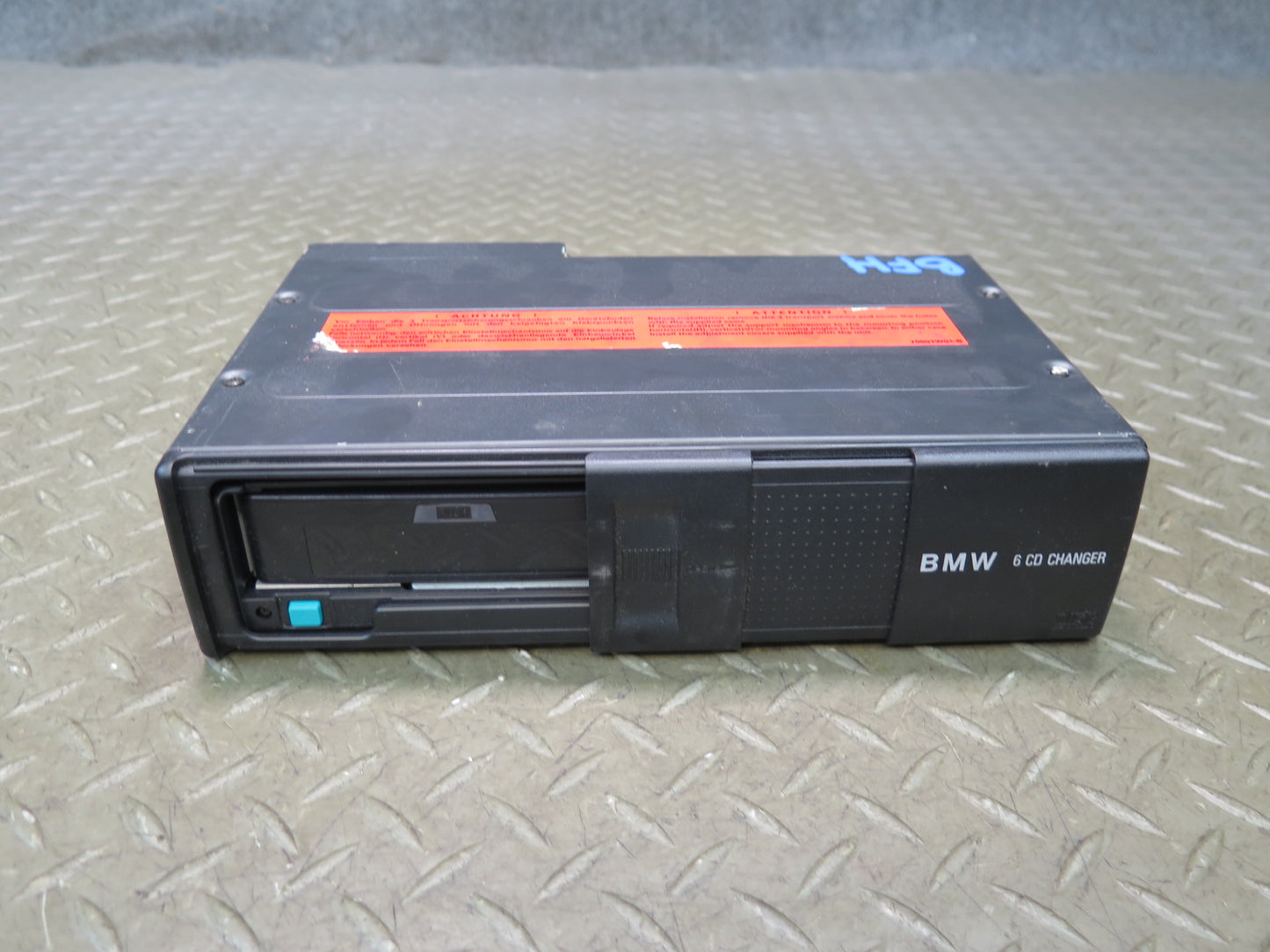 97-03 BMW E39 540i Alpine CD Changer Player w Magazine 1469404 OEM