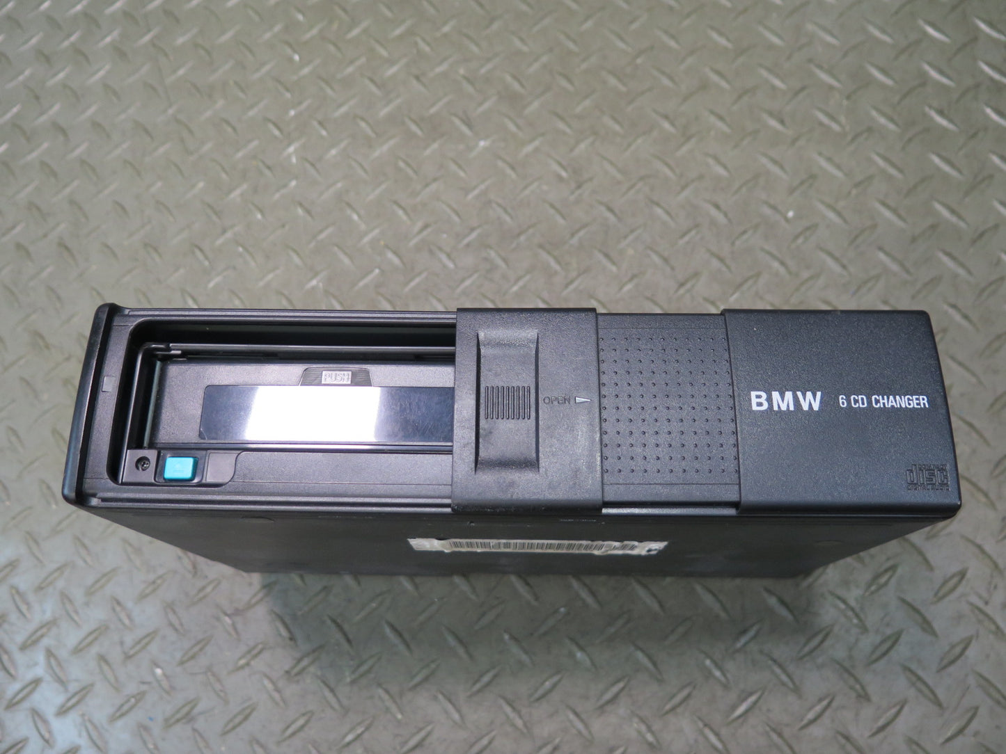 97-03 BMW E39 540i Alpine CD Changer Player w Magazine 1469404 OEM