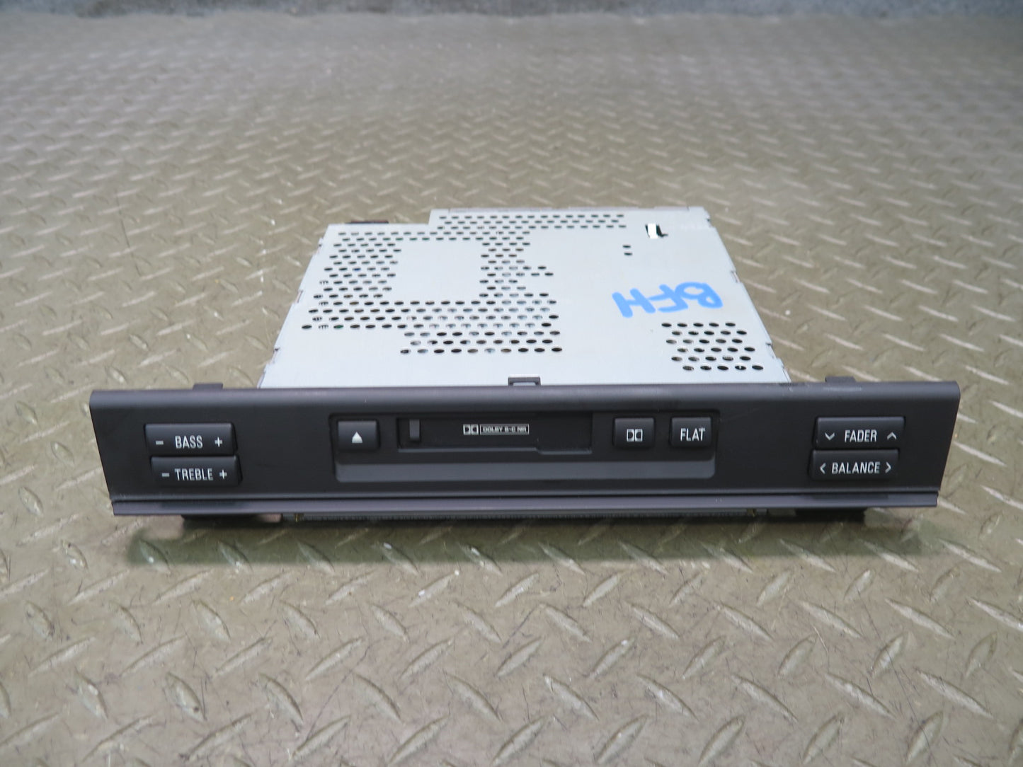 97-99 BMW E39 540i Cassette Player 8360800 OEM