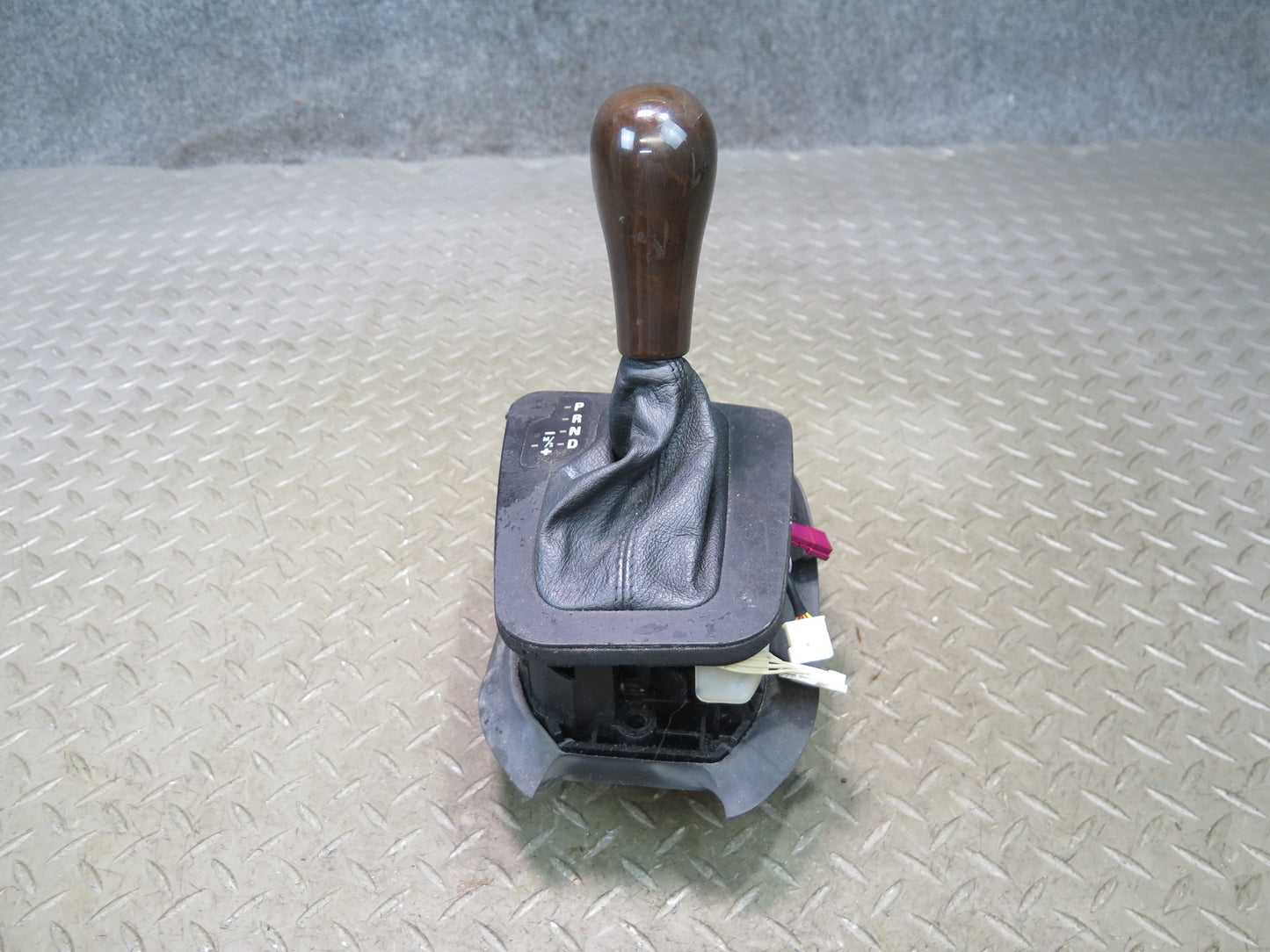 02-06 BMW E46 330Ci A/T Automatic Transmission Gear Shifter w Cable & Knob OEM