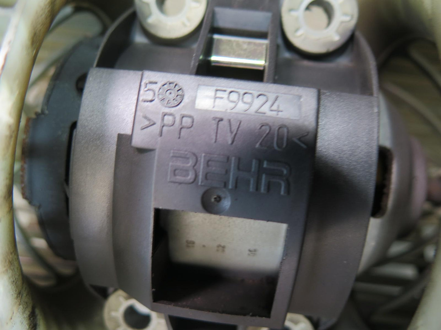 01-06 BMW E46 330Ci A/C Heater Blower Motor Fan OEM