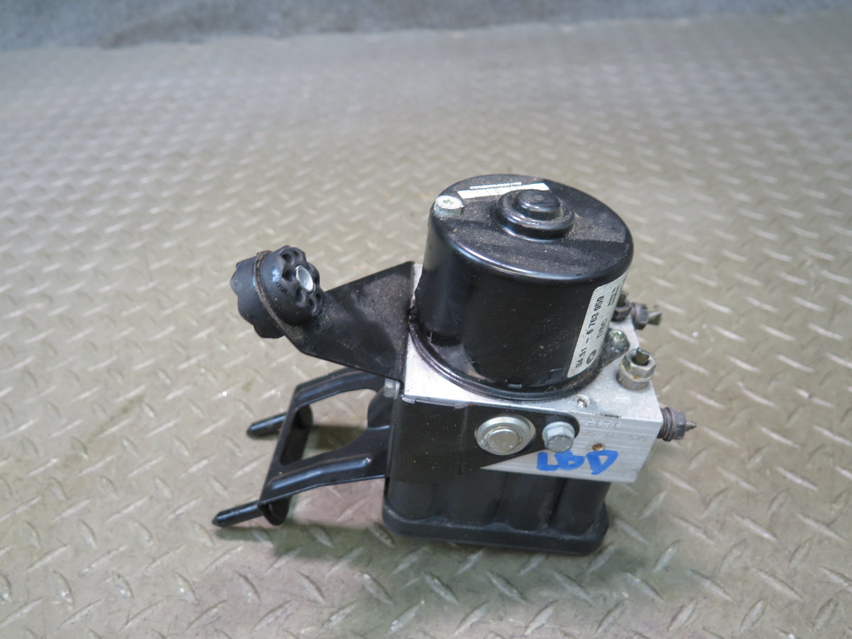 04-06 BMW E46 330ci DSC ABS Anti Lock Brake Pump Control Module 6763959 OEM