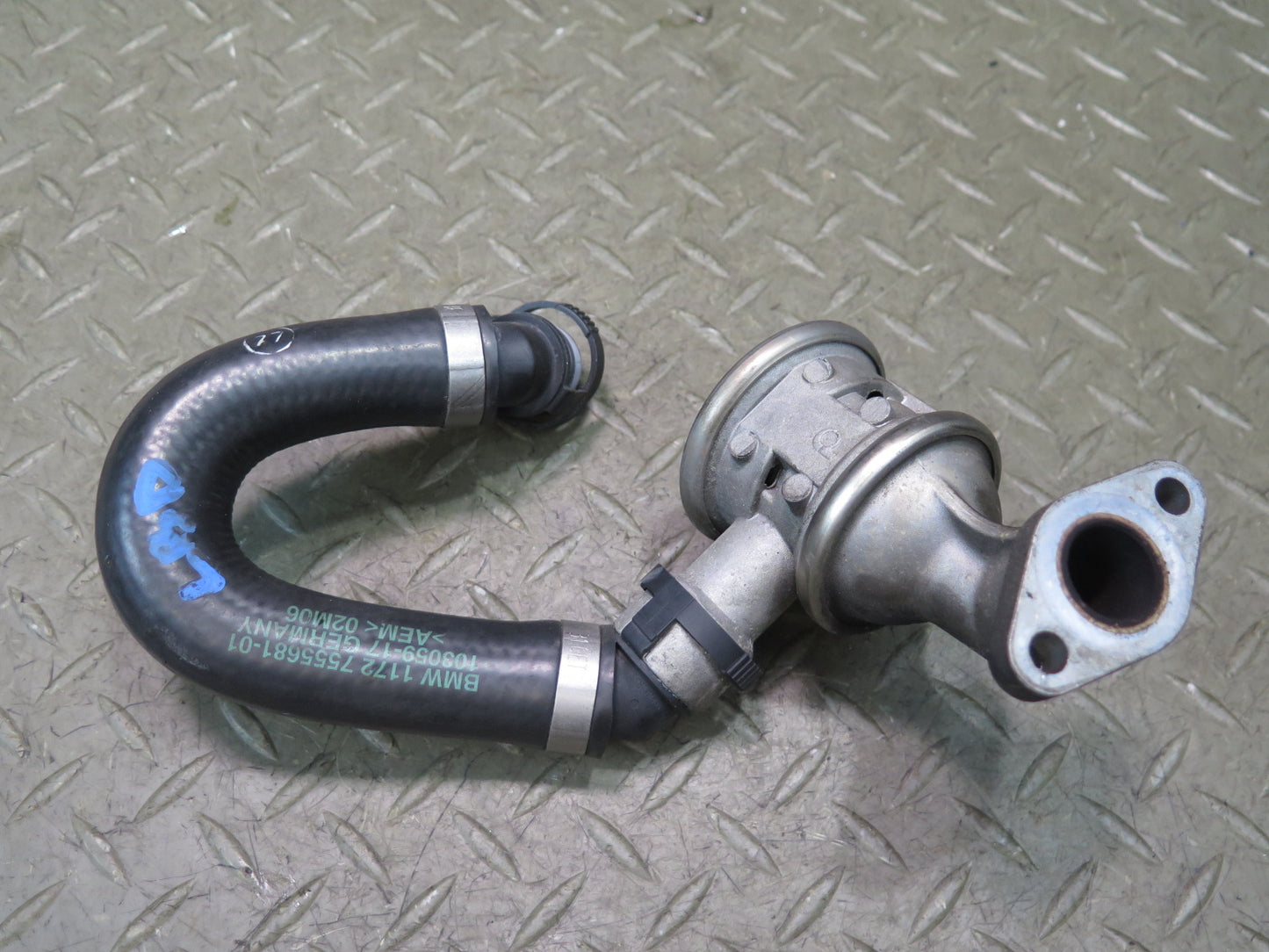 01-06 BMW E46 330Ci EGR Exhaust Check Valve w Hose OEM