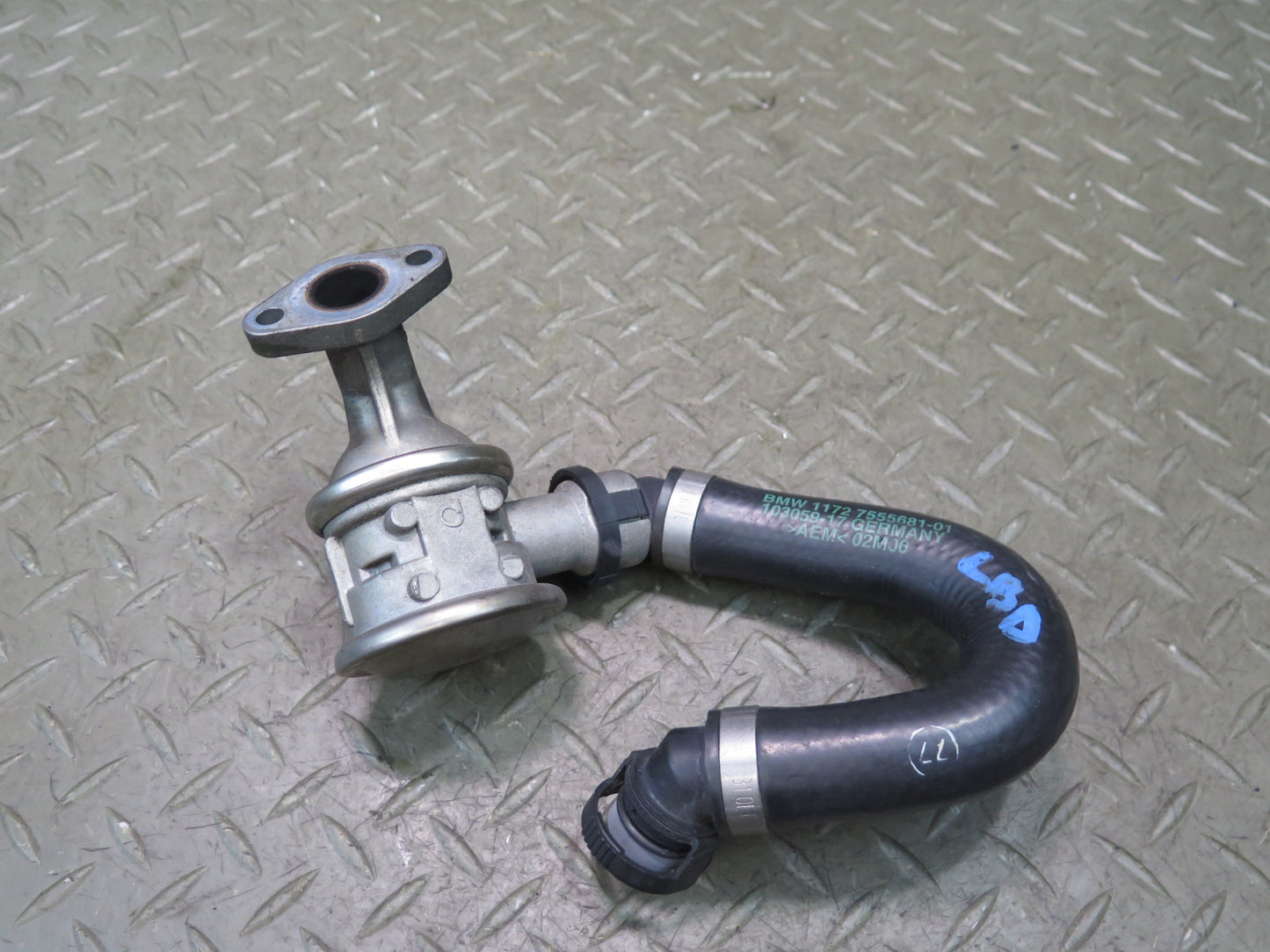 01-06 BMW E46 330Ci EGR Exhaust Check Valve w Hose OEM