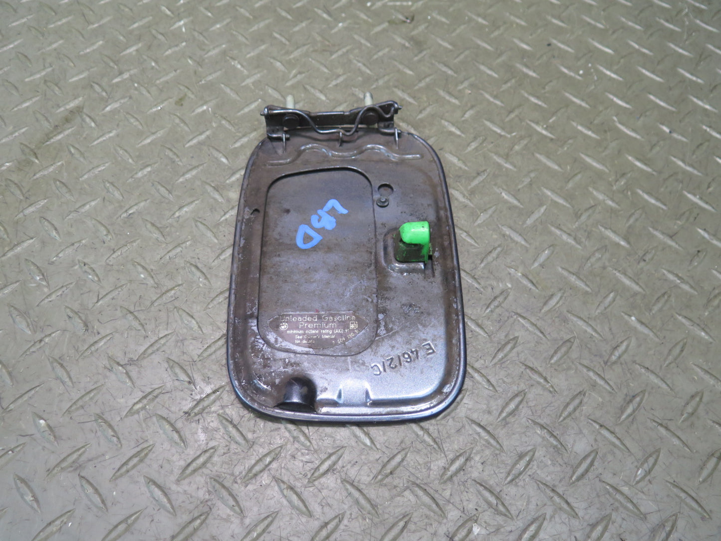 01-06 BMW E46 330ci Convertible Fuel Tank Filler Door Lid Cover Graphite OEM