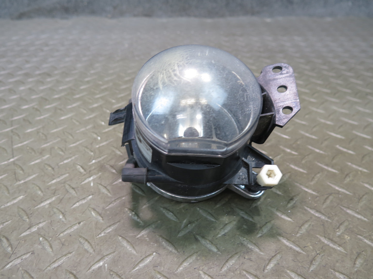 04-06 BMW E46 330ci Coupe Convertible Front Left Fog Light Lamp 6920703 OEM