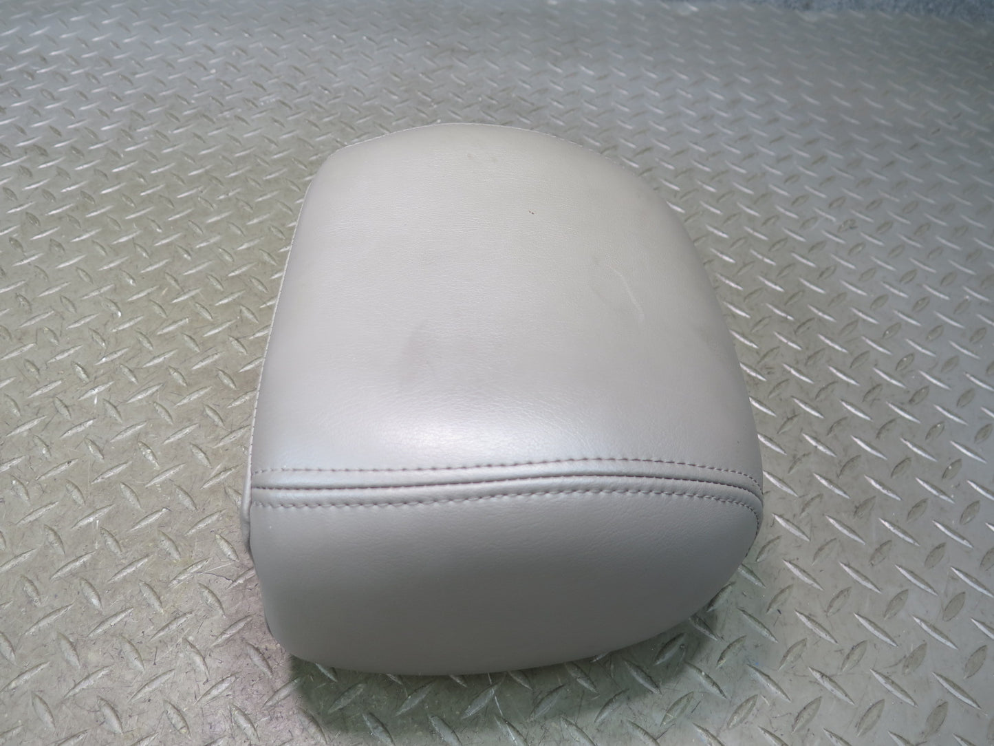 2003-2007 Hummer H2 Rear Right & Left Side Seat Headrest Leather Set