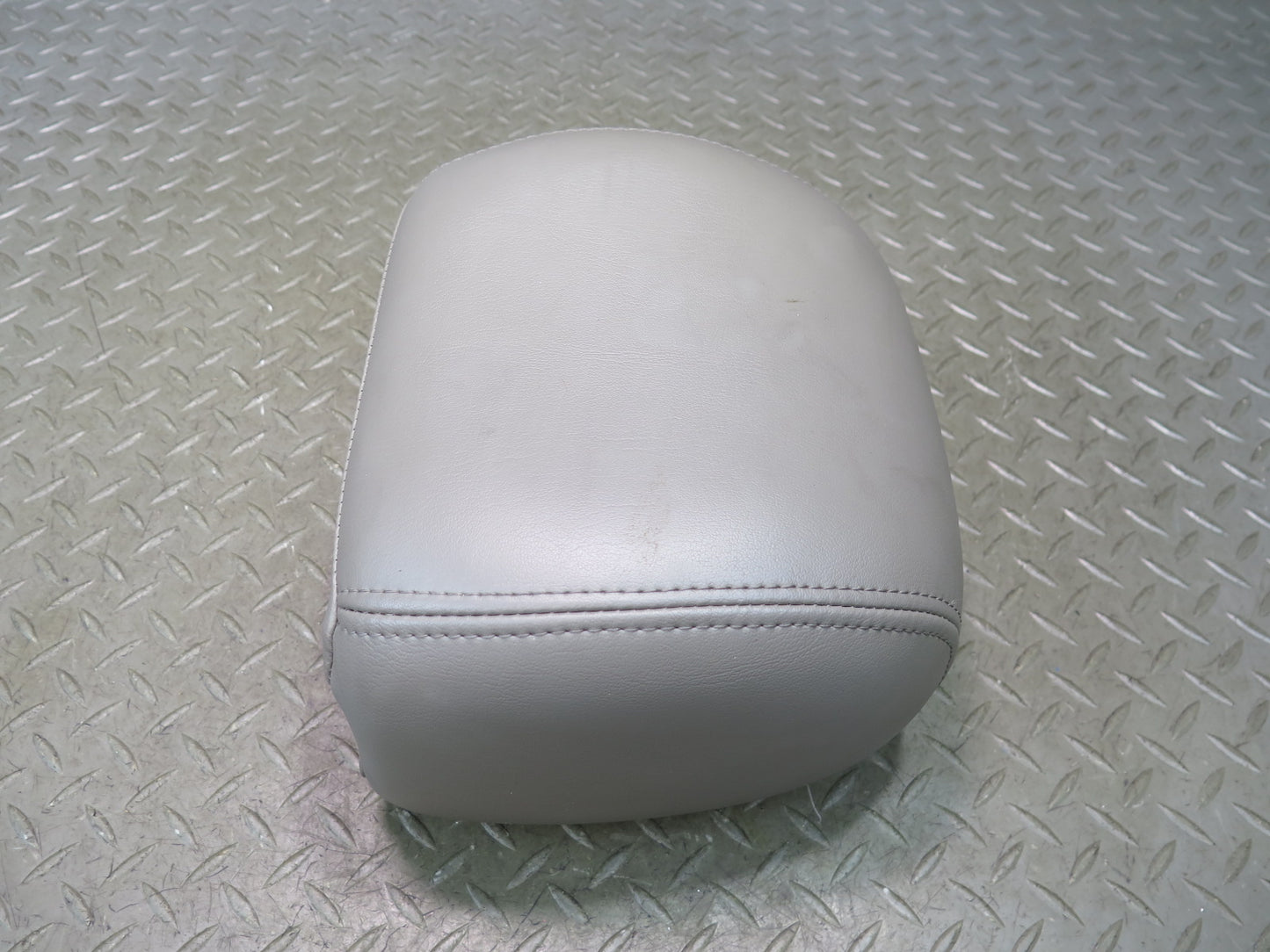 2003-2007 Hummer H2 Rear Right & Left Side Seat Headrest Leather Set
