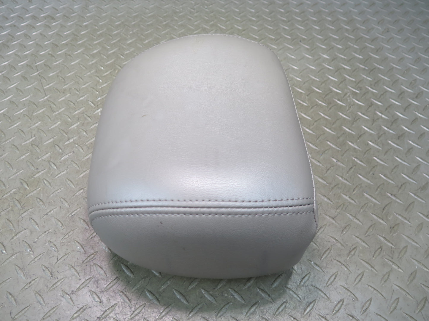 2003-2007 Hummer H2 Rear Right & Left Side Seat Headrest Leather Set
