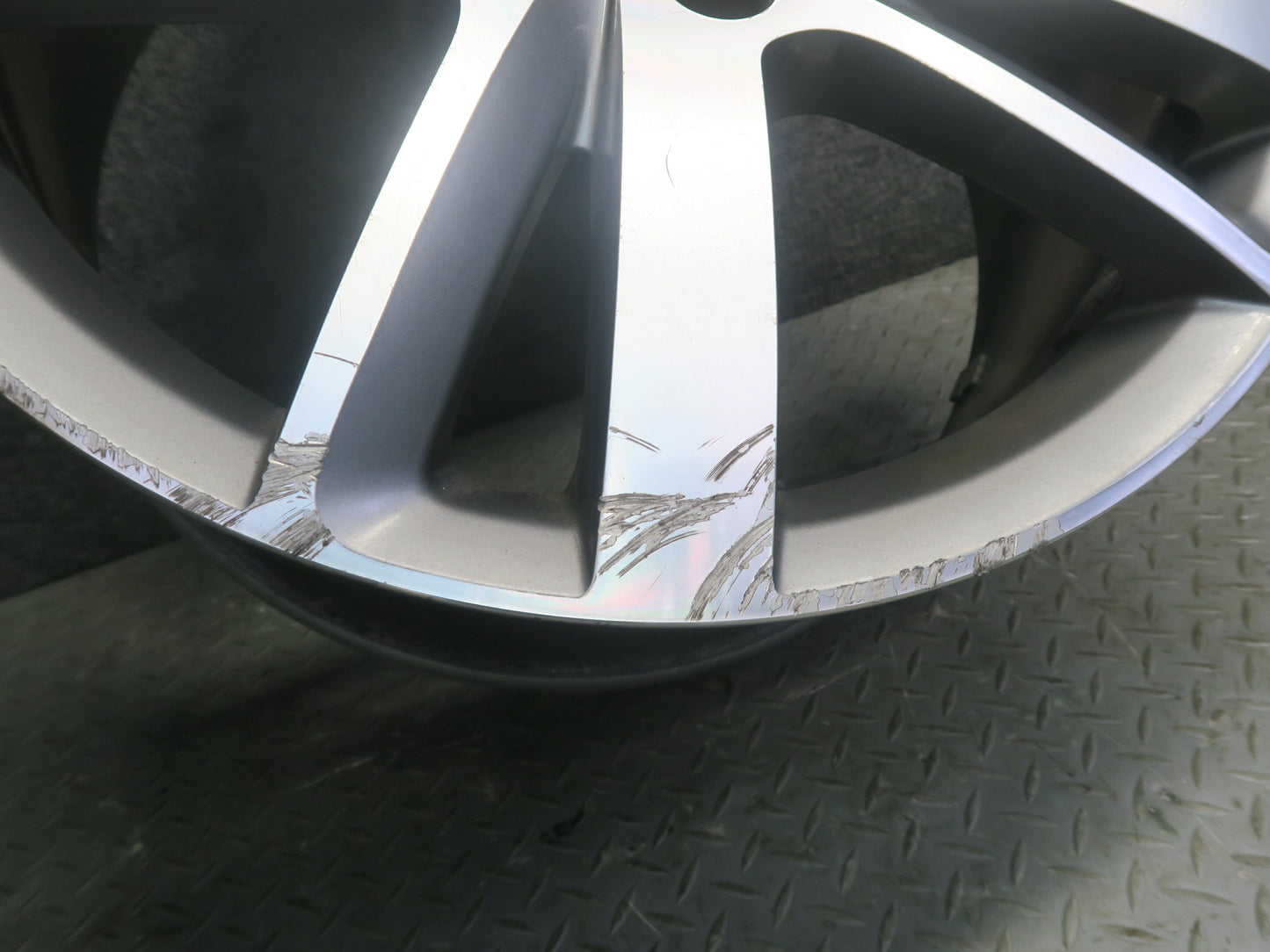 10-15 Audi 4L Q7 Factory Alloy R20 20'' Wheel Rim 20x9J ET60 4L0601025BM OEM