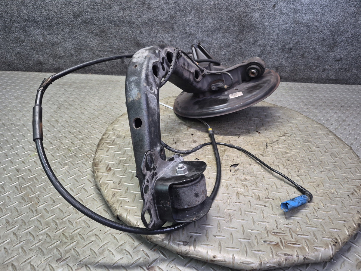 01-06 BMW E46 330i 330Ci RWD Rear Left Knuckle Wheel Hub Trailing Arm OEM