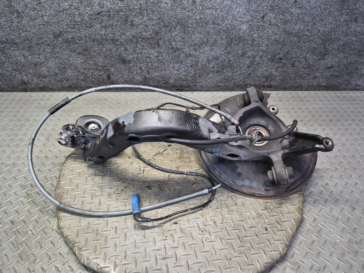 01-06 BMW E46 330i 330Ci RWD Rear Right Knuckle Wheel Hub Trailing Arm OEM