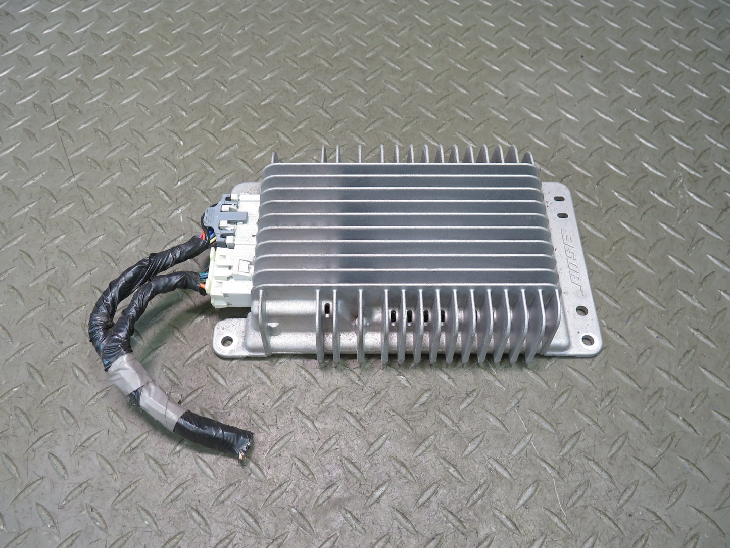 2004-2007 Hummer H2 Bose Radio Audio Amplifier AMP 15113803