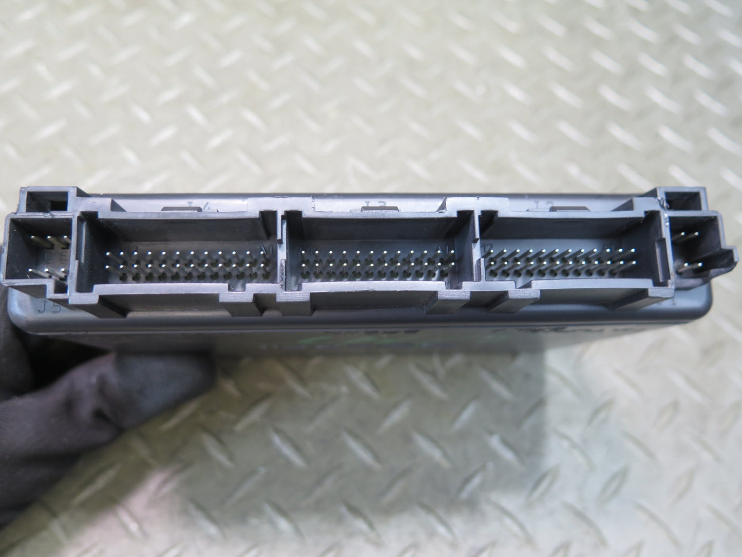 2003-2007 Hummer H2 Body Control Module Unit BCM BCU 15116072
