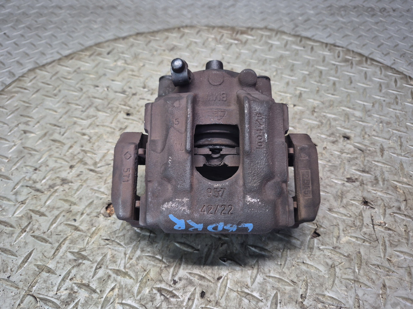 01-06 BMW E46 330i 330ci RWD Set of 2 Rear Left & Right Brake Caliper OEM