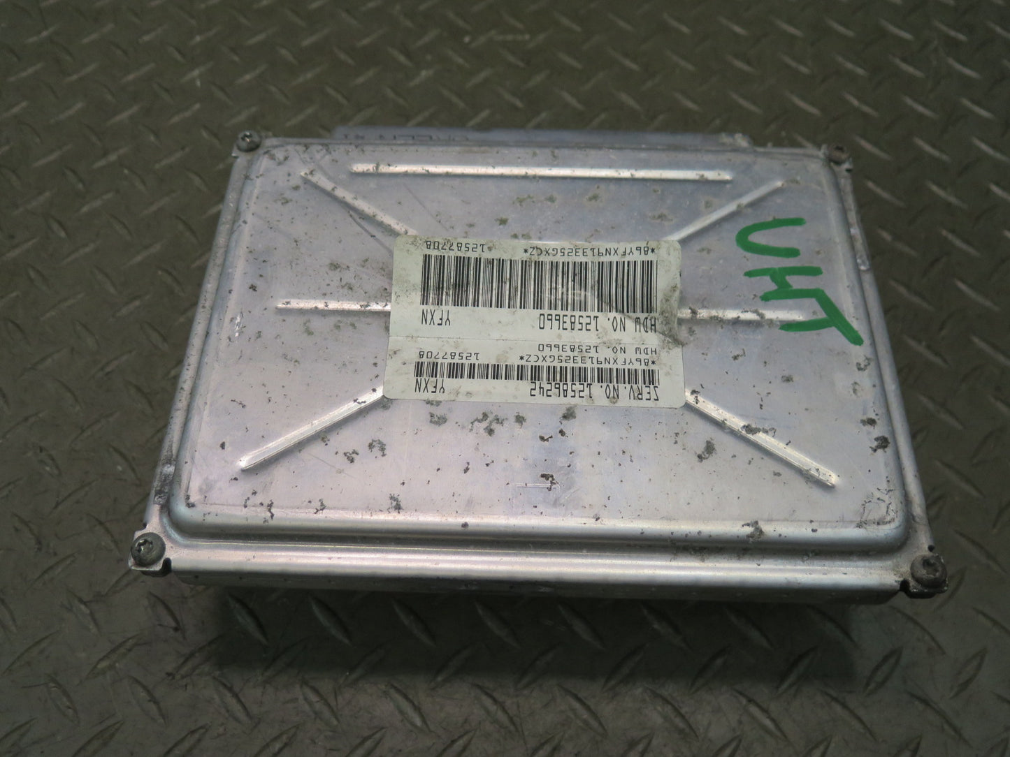 2004 Hummer H2 Engine ECU ECM Computer Control Module 12586242