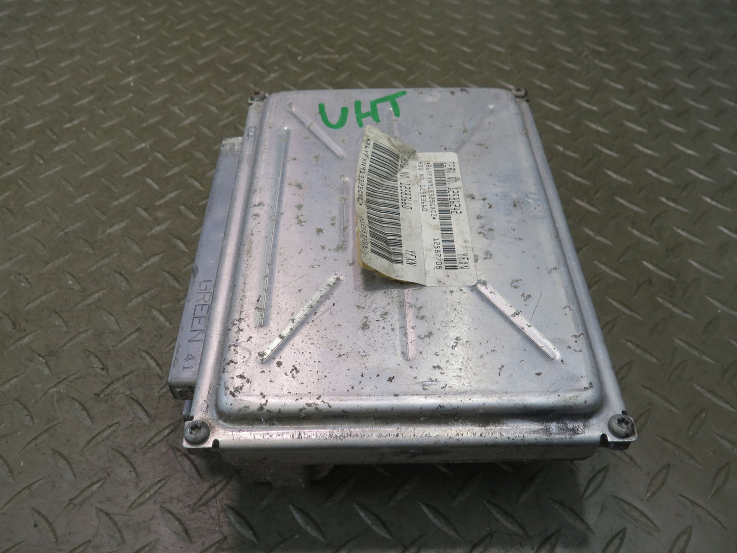 2004 Hummer H2 Engine ECU ECM Computer Control Module 12586242