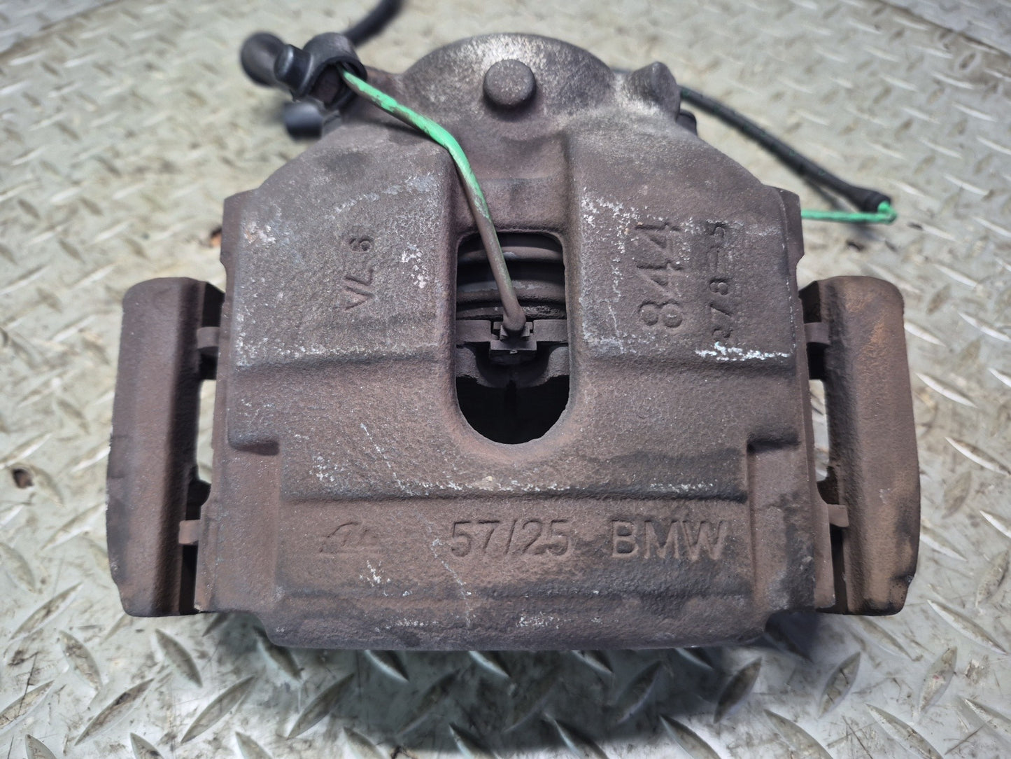 01-06 BMW E46 330i 330ci RWD Set of 2 Front Left & Right Brake Caliper 110K OEM