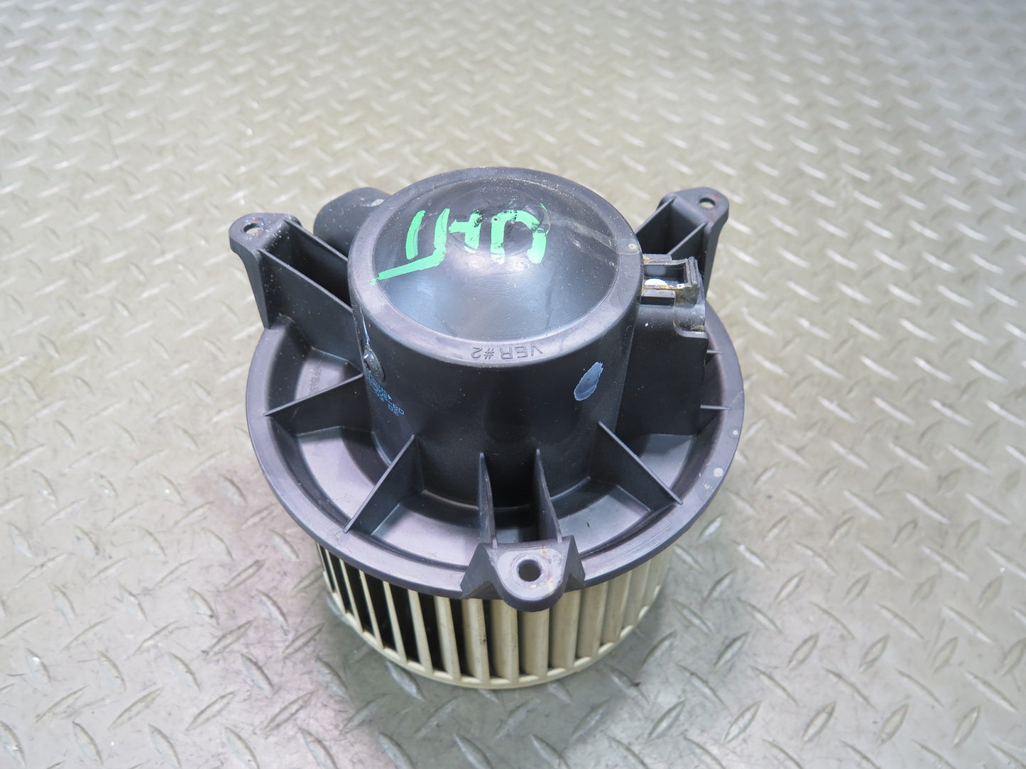 2003-2007 Hummer H2 A/C Heater Blower Motor Fan