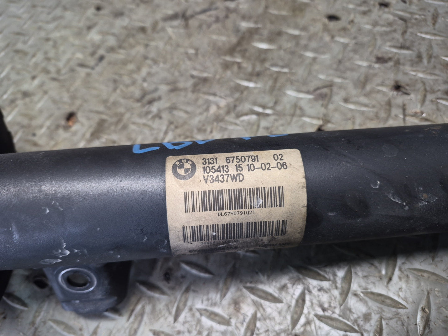 01-06 BMW E46 330ci Coupe Convertible Set of 2 Front Strut Shock Absorber OEM