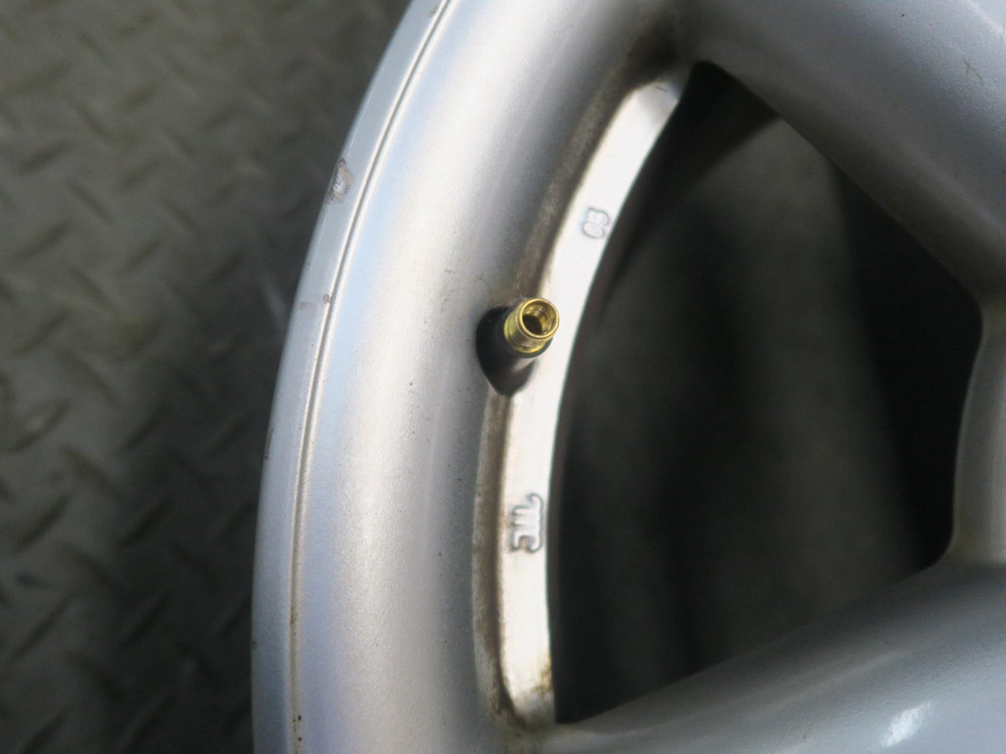 99-03 VW Eurovan T4 Factory R15" Alloy Wheel Rim 16x7J ET49 7D0601025B OEM