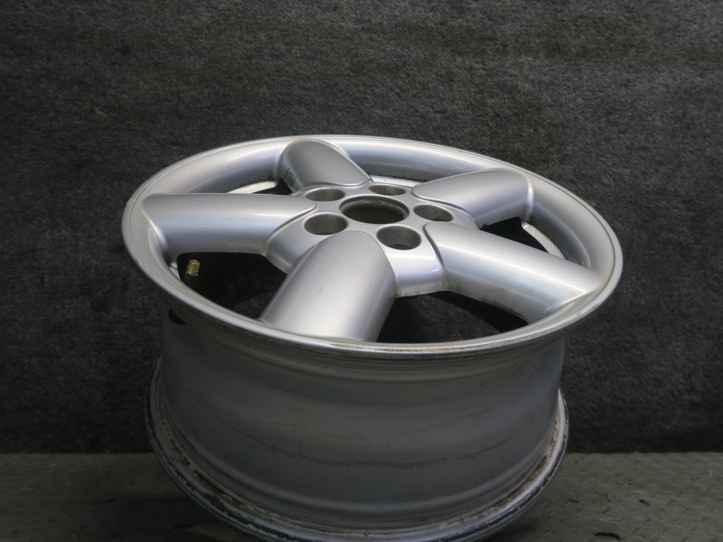 99-03 VW Eurovan T4 Factory R15" Alloy Wheel Rim 16x7J ET49 7D0601025B OEM