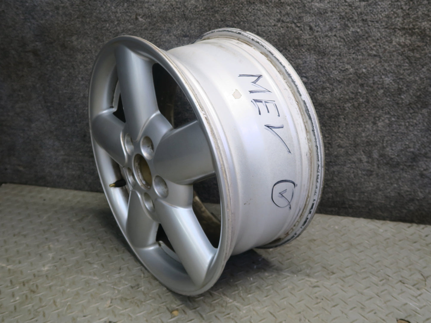 99-03 VW Eurovan T4 Factory R15" Alloy Wheel Rim 16x7J ET49 7D0601025B OEM