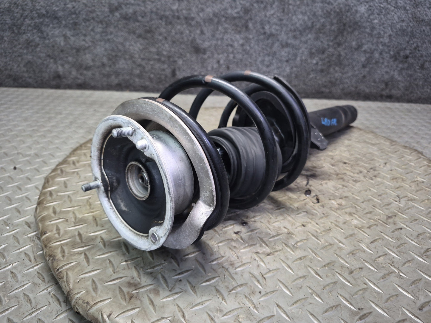 01-06 BMW E46 330ci Coupe Convertible Set of 2 Front Strut Shock Absorber OEM