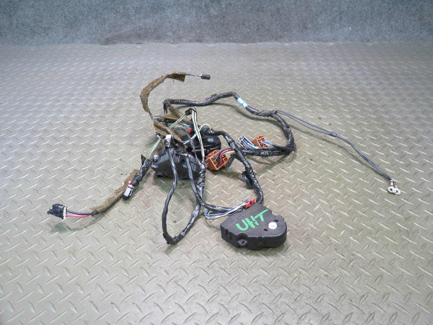 2003-2009 Hummer H2 Hvac A/C Air Heater Flap Door Actuator Motor Wiring Set