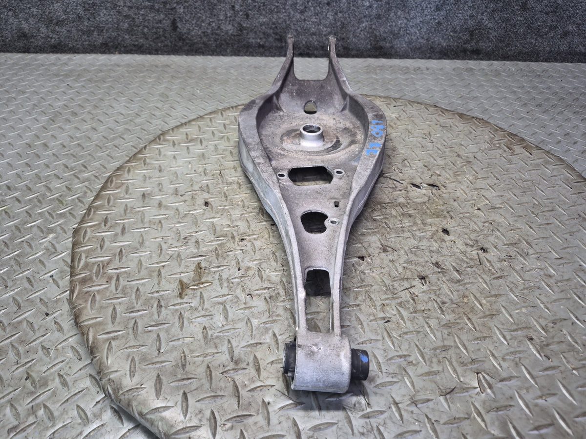 01-06 BMW E46 330Ci RWD Set of 2 Rear Right Upper & Lower Control Arm OEM