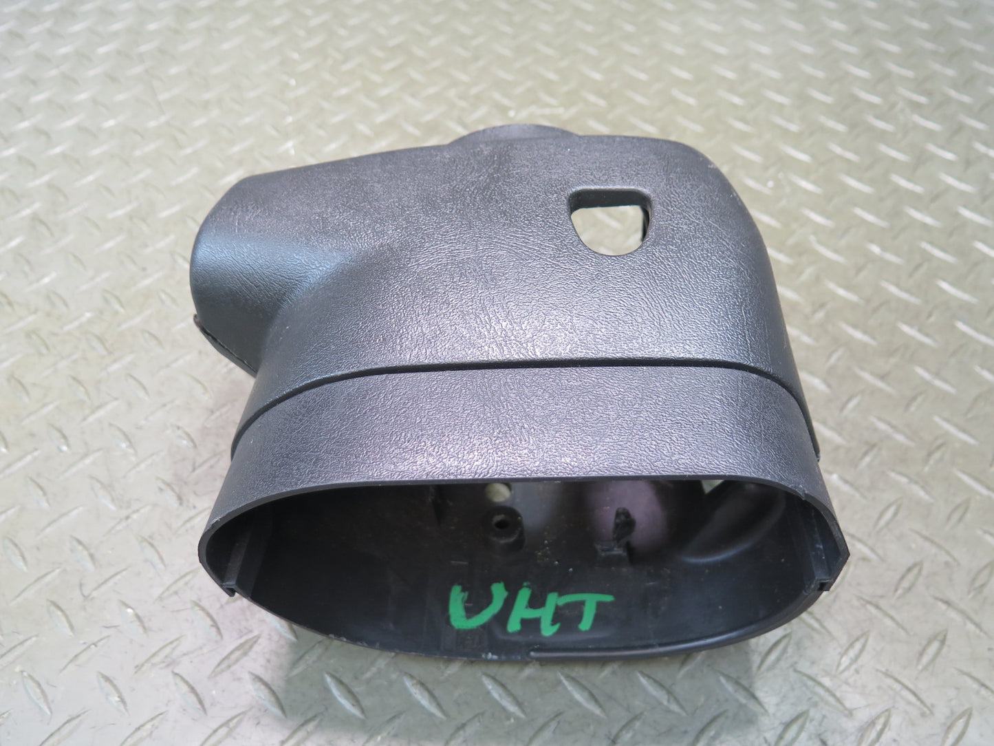 2003-2009 Hummer H2 Steering Column Upper & Lower Trim Panel Assembly