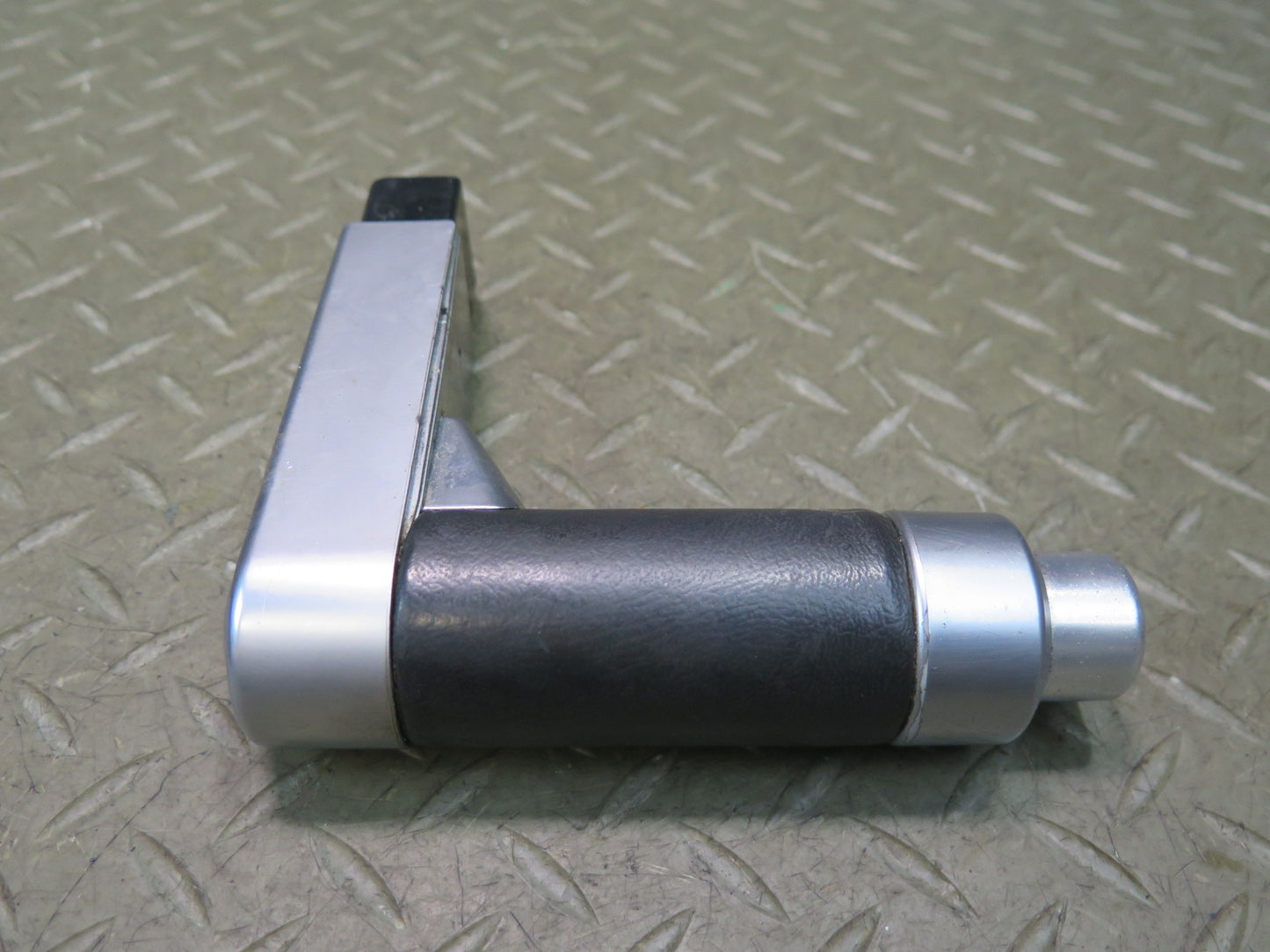 2003-2007 Hummer H2 A/T Automatic Transmission Shifter Shift Knob