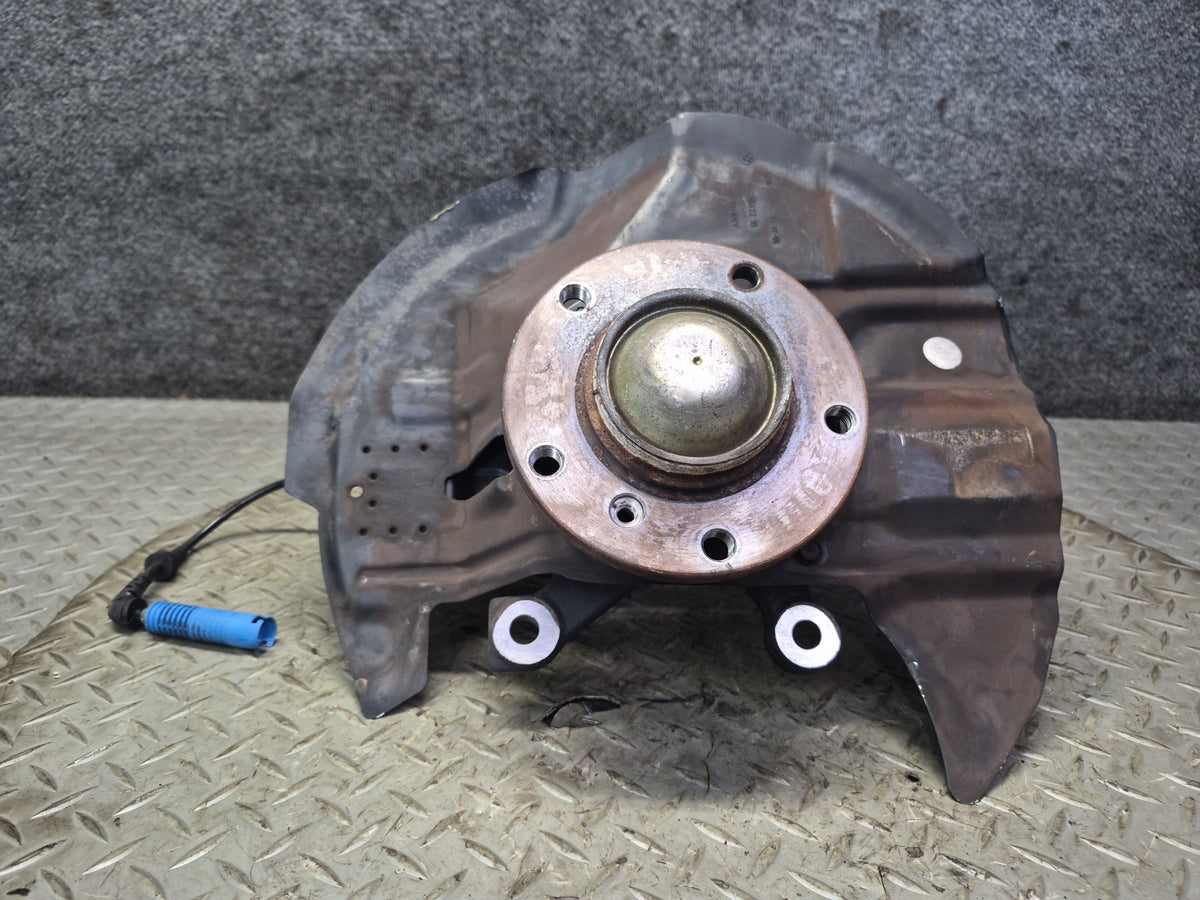 02-06 BMW E46 330i 330ci RWD Front Right Spindle Knuckle Wheel Hub Bearing OEM